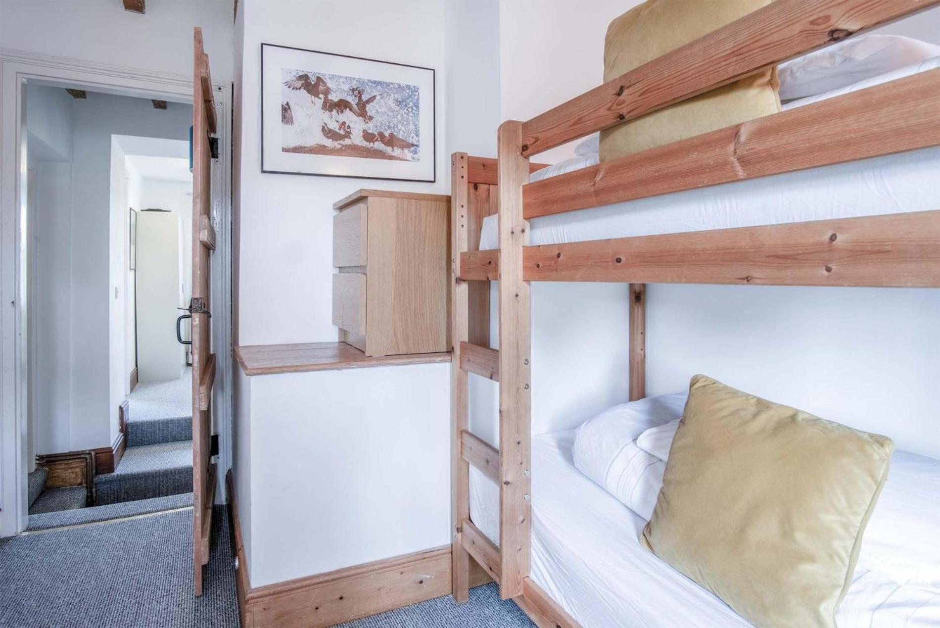 Angle Adventures - 4 Bedroom Cottage - Angle エクステリア 写真