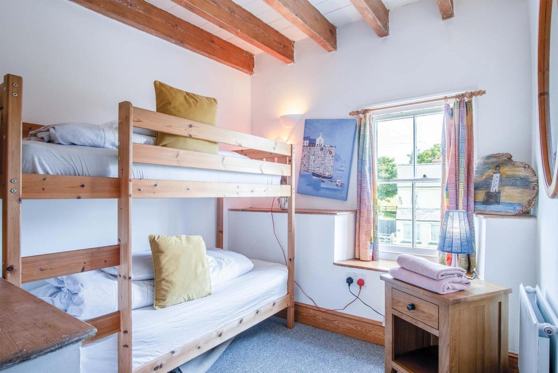 Angle Adventures - 4 Bedroom Cottage - Angle エクステリア 写真